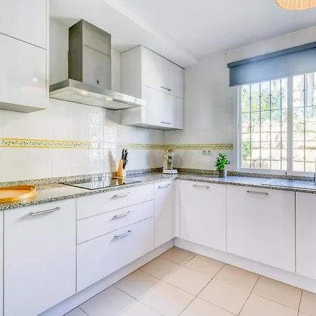 Hanami Puerto Alto Pa 2-1 Apartment Estepona